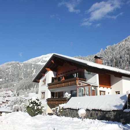Appartement Haus Netzer Irma à Sankt Gallenkirch Extérieur photo