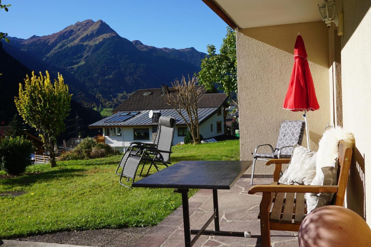 Appartement Haus Netzer Irma à Sankt Gallenkirch Extérieur photo